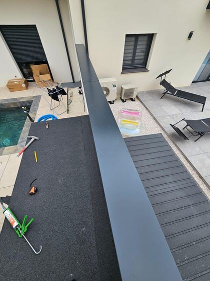 Couvertine en rive de toit-terrasse
